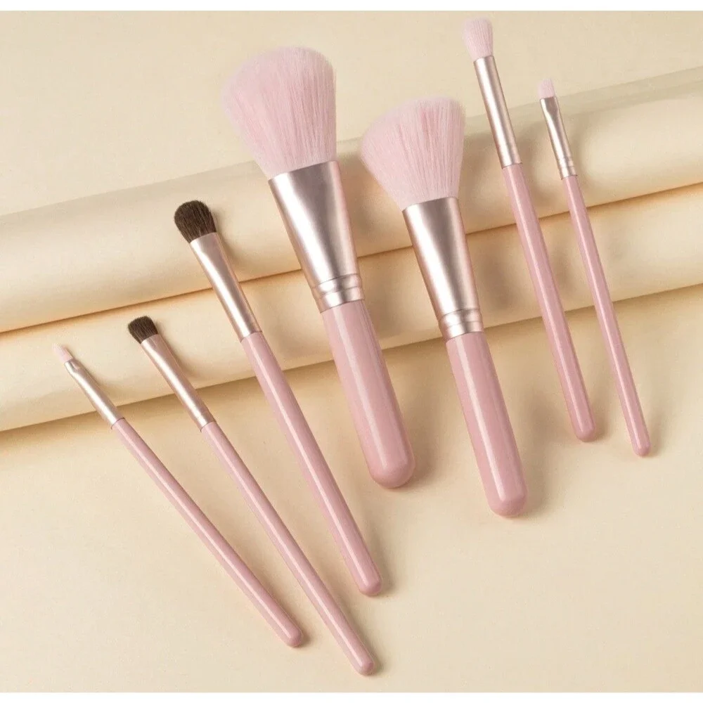 Professional 7-Piece Makeup Brush Set With Travel Case Pastel Pink NEW